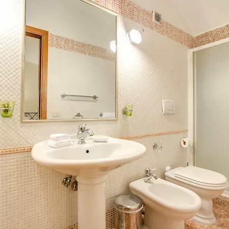 Navona Gallery Bed and breakfast 4*