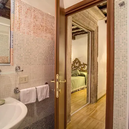 Navona Gallery Bed and breakfast 4*