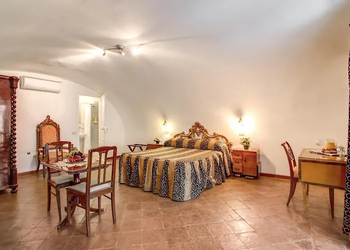 Navona Gallery 4* Rome