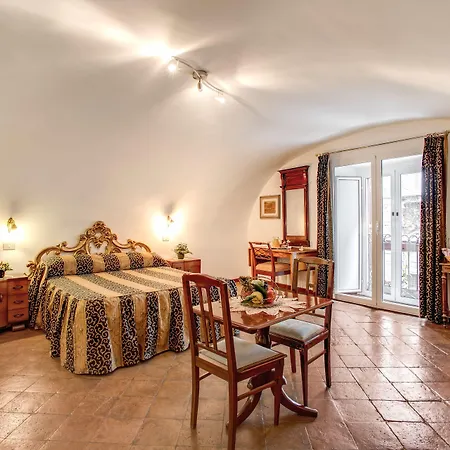 Navona Gallery Bed & Breakfast Rom