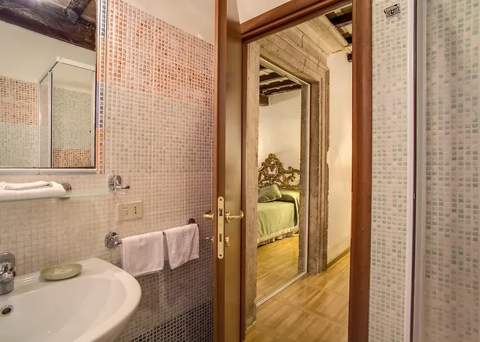 Navona Gallery Frühstückspension 4*